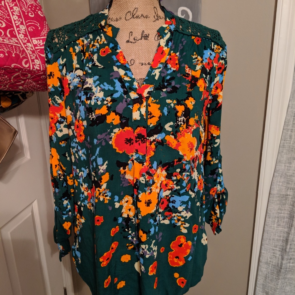 Market & Spruce Kilani Crochet Back Detail Top